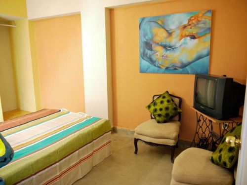 'Habitacin' Casas particulares are an alternative to hotels in Cuba. Check our website cubaparticular.com often for new casas.